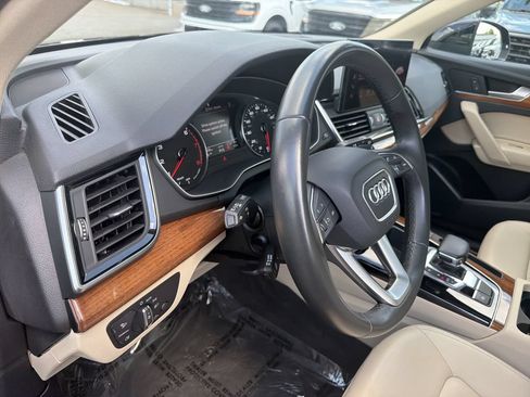 Used 2023 Audi Q5 2.0T Premium w/ Convenience Package AWD/4WD image 20