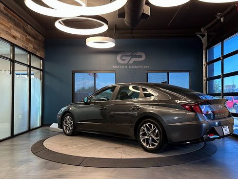 Used 2023 Hyundai Sonata SEL w/ Preferred Accessory Package image 5