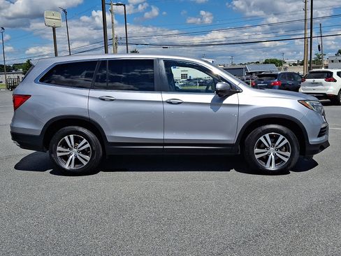 Used 2018 Honda Pilot EX image 7