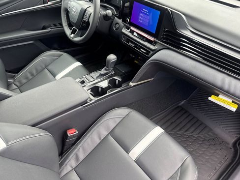 New 2026 Toyota Camry SE image 16