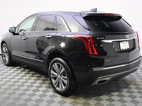 Certified 2025 Cadillac XT5 Premium Luxury image 3
