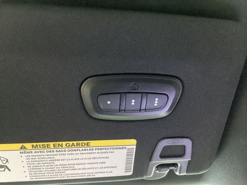 Used 2024 Jeep Grand Cherokee Limited w/ Luxury Tech Group II AWD/4WD image 23