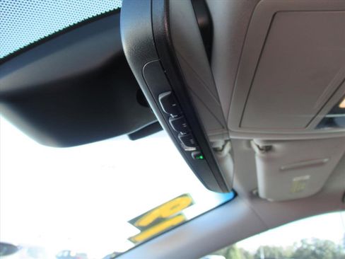 Used 2019 Lexus RX 350L Luxury image 25