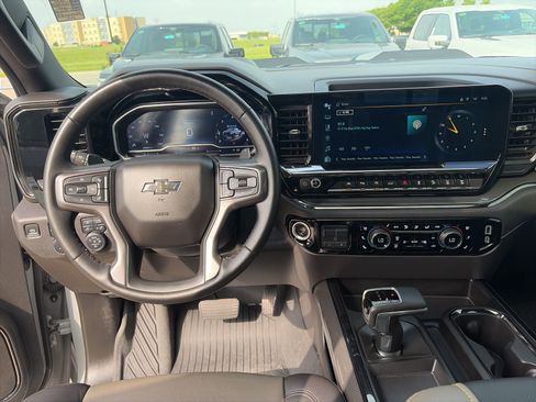 Used 2024 Chevrolet Silverado 1500 ZR2 w/ ZR2 Bison Edition AWD/4WD image 16