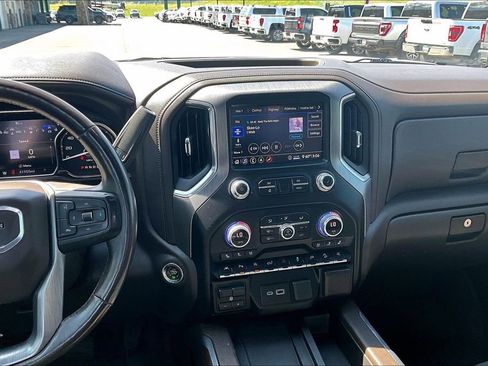 Used 2020 GMC Sierra 1500 Denali w/ Denali Ultimate Package AWD/4WD image 6