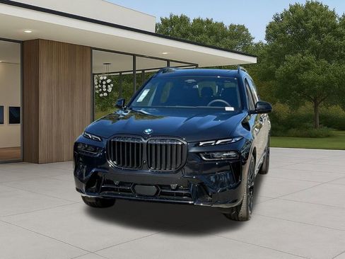 New 2026 BMW X7 xDrive40i w/ M Sport Package image 3