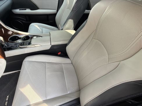 Used 2018 Lexus RX 350 FWD w/ Premium Package image 16