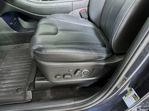Used 2024 Hyundai Palisade Calligraphy AWD/4WD image 9
