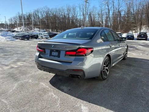 Used 2023 BMW M550i xDrive w/ Executive Package image 3