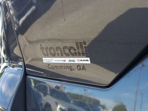 Certified 2025 Jeep Grand Cherokee Limited w/ Luxury Tech Group II image 11