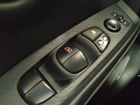 Used 2023 Nissan Sentra SV FWD image 27