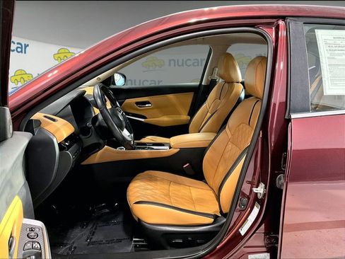 Used 2020 Nissan Sentra SV w/ SV Premium Package image 12