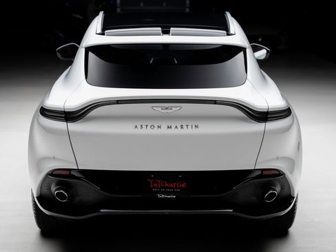 Used 2023 Aston Martin DBX AWD/4WD image 24