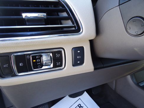 Used 2023 Lincoln Navigator L Reserve image 12