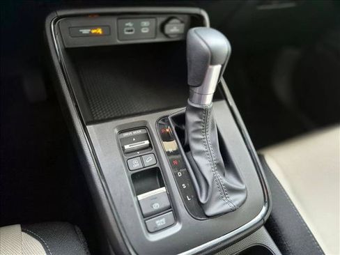 Certified 2024 Honda CR-V EX image 11