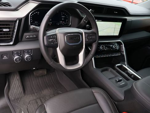 Used 2024 GMC Sierra 2500 Denali w/ Denali Reserve Package image 11