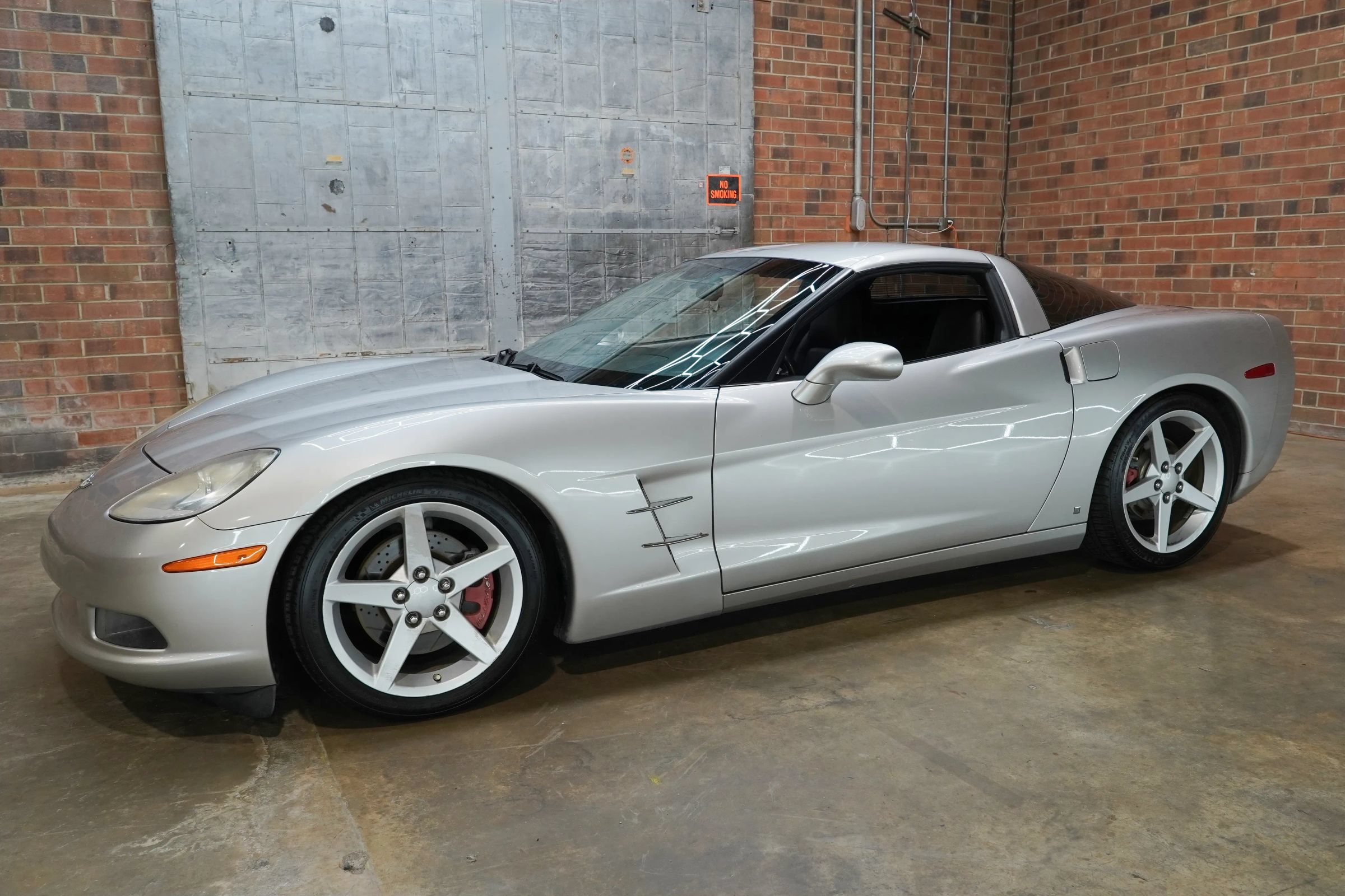 Used 2008 Chevrolet Corvette Coupe RWD image 7