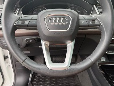 Used 2023 Audi Q5 2.0T Premium w/ Convenience Package AWD/4WD image 30