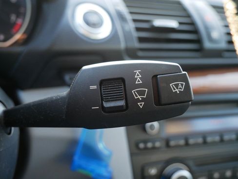 Used 2008 BMW 128i Convertible image 24