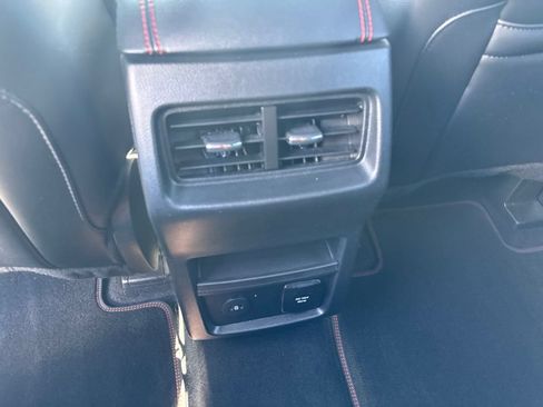 Used 2023 Ford Edge ST-Line AWD/4WD image 11