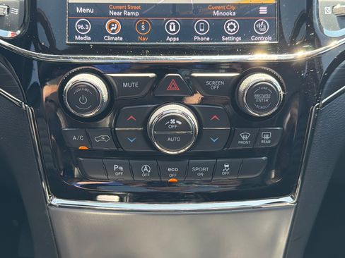 Used 2020 Jeep Grand Cherokee Limited X AWD/4WD image 27