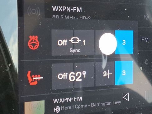 New 2026 Volvo XC40 B5 Core w/ Climate Package image 17