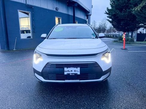 New 2025 Kia Niro EX image 5