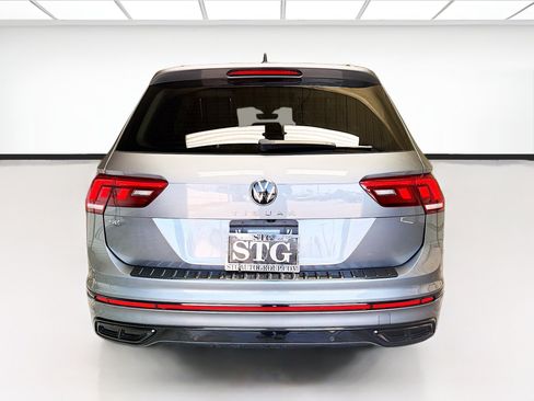 Used 2023 Volkswagen Tiguan SE R-Line FWD image 5