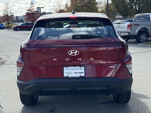Used 2026 Hyundai Kona SE AWD/4WD image 6