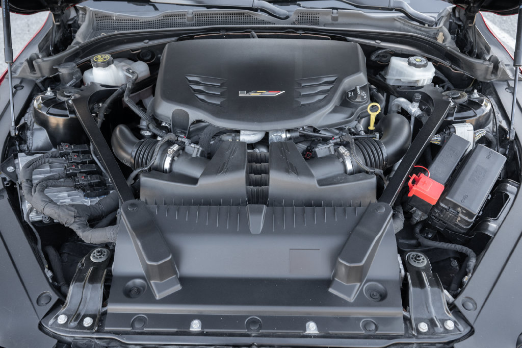Used 2022 Cadillac CT4 V Blackwing w/ Technology Package RWD image 14