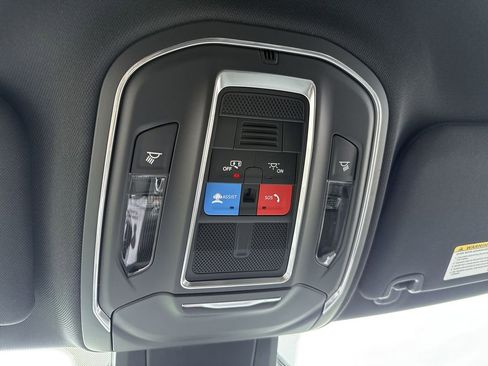 New 2026 Jeep Cherokee Laredo image 16