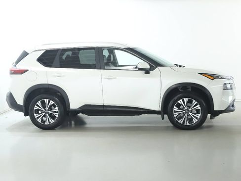 Certified 2023 Nissan Rogue SV w/ SV Premium B Package AWD/4WD image 11