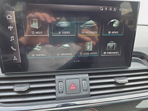 Used 2023 Audi SQ5 Prestige image 21