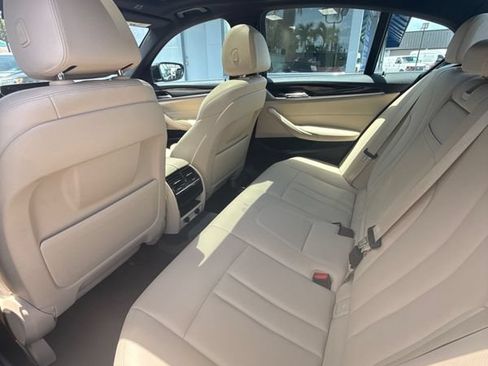Used 2019 BMW 530i xDrive w/ Convenience Package AWD/4WD image 14