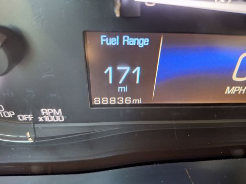 Used 2019 Cadillac XT5 FWD image 19