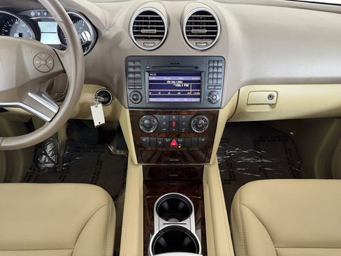 Used 2011 Mercedes-Benz ML 350 4MATIC image 26