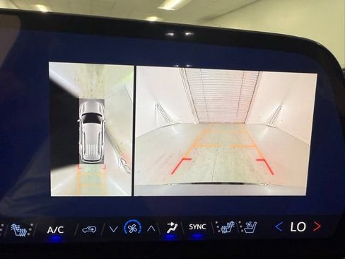 New 2026 Chevrolet Traverse High Country w/ LPO, Floor Liner Package FWD image 20