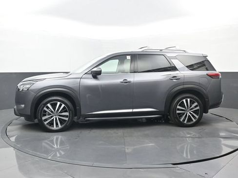 Used 2025 Nissan Pathfinder Platinum w/ Cargo Package FWD image 23