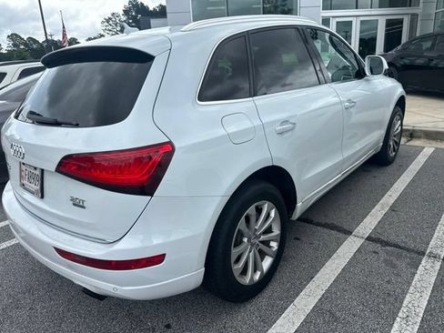 Used 2016 Audi Q5 2.0T Premium Plus w/ Technology Package AWD/4WD image 3