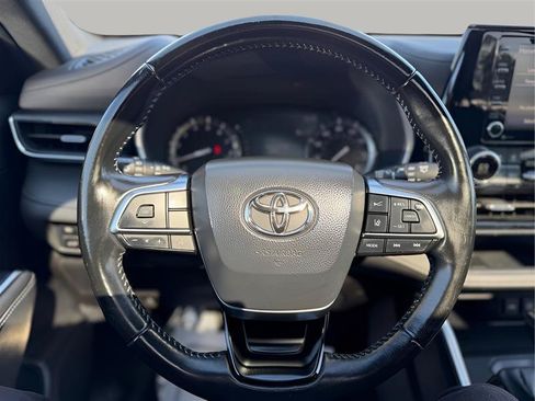 Used 2021 Toyota Highlander XSE FWD image 56