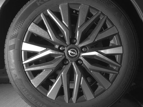 Used 2025 Nissan Altima 2.5 SV image 15