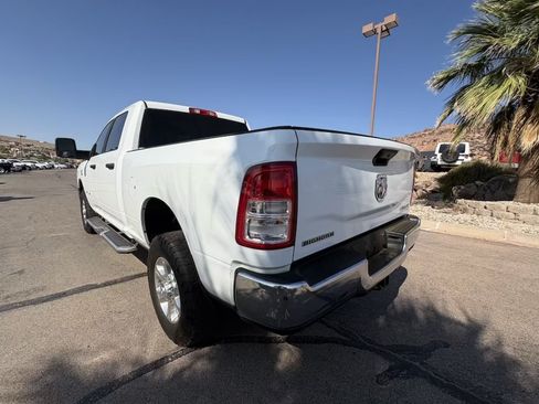 Used 2024 RAM 2500 Big Horn w/ Off Road Package AWD/4WD image 3
