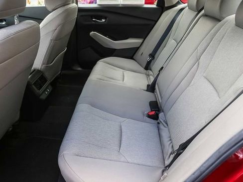 Certified 2025 Honda Accord SE image 20