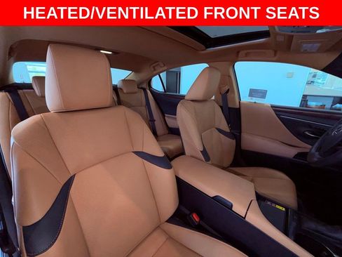 Certified 2025 Lexus ES 350 w/ Premium Package image 13