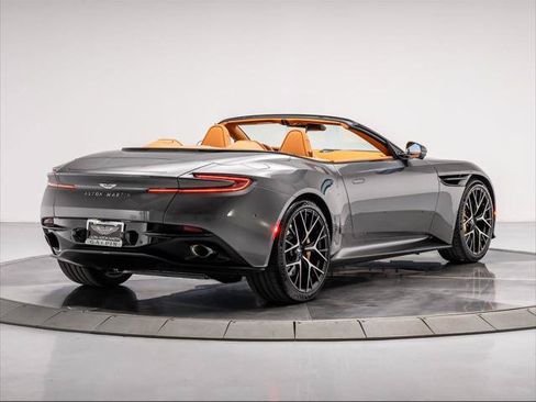 Used 2025 Aston Martin DB12 Convertible RWD image 12