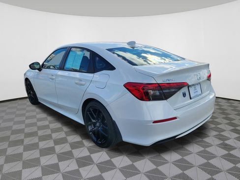 Certified 2022 Honda Civic Sport image 3