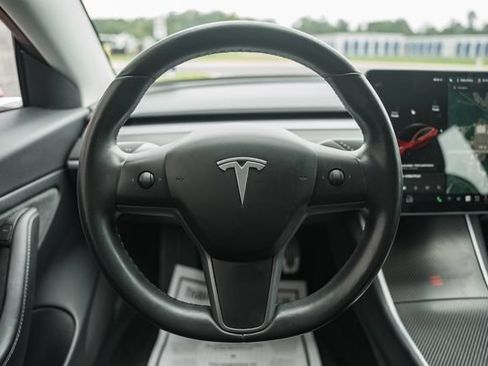 Used 2018 Tesla Model 3 Long Range AWD/4WD image 30