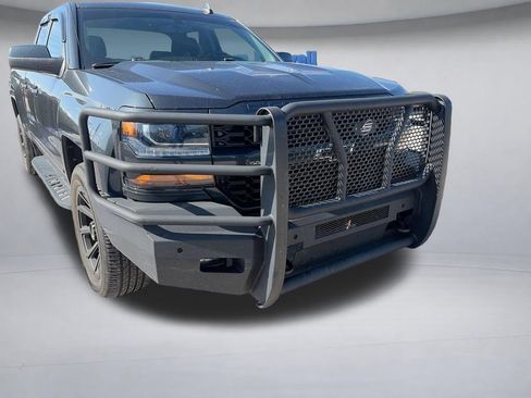 Used 2019 Chevrolet Silverado 1500 LT w/ All Star Edition AWD/4WD image 17