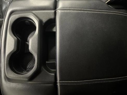 Used 2022 RAM 1500 Laramie image 19