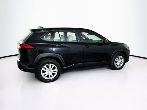 Used 2023 Toyota Corolla Cross L image 9